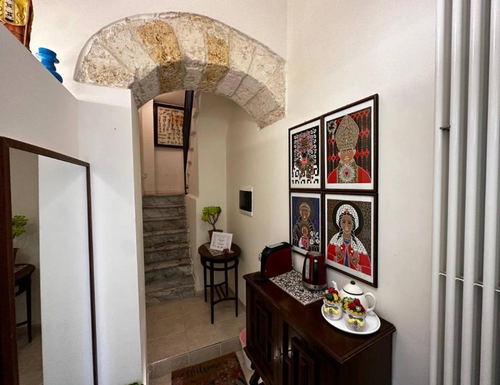 Enchanting Room In Bari Old Town Екстер'єр фото